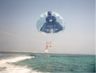 Parasailing - Linda and Reid.JPG (16904 bytes)
